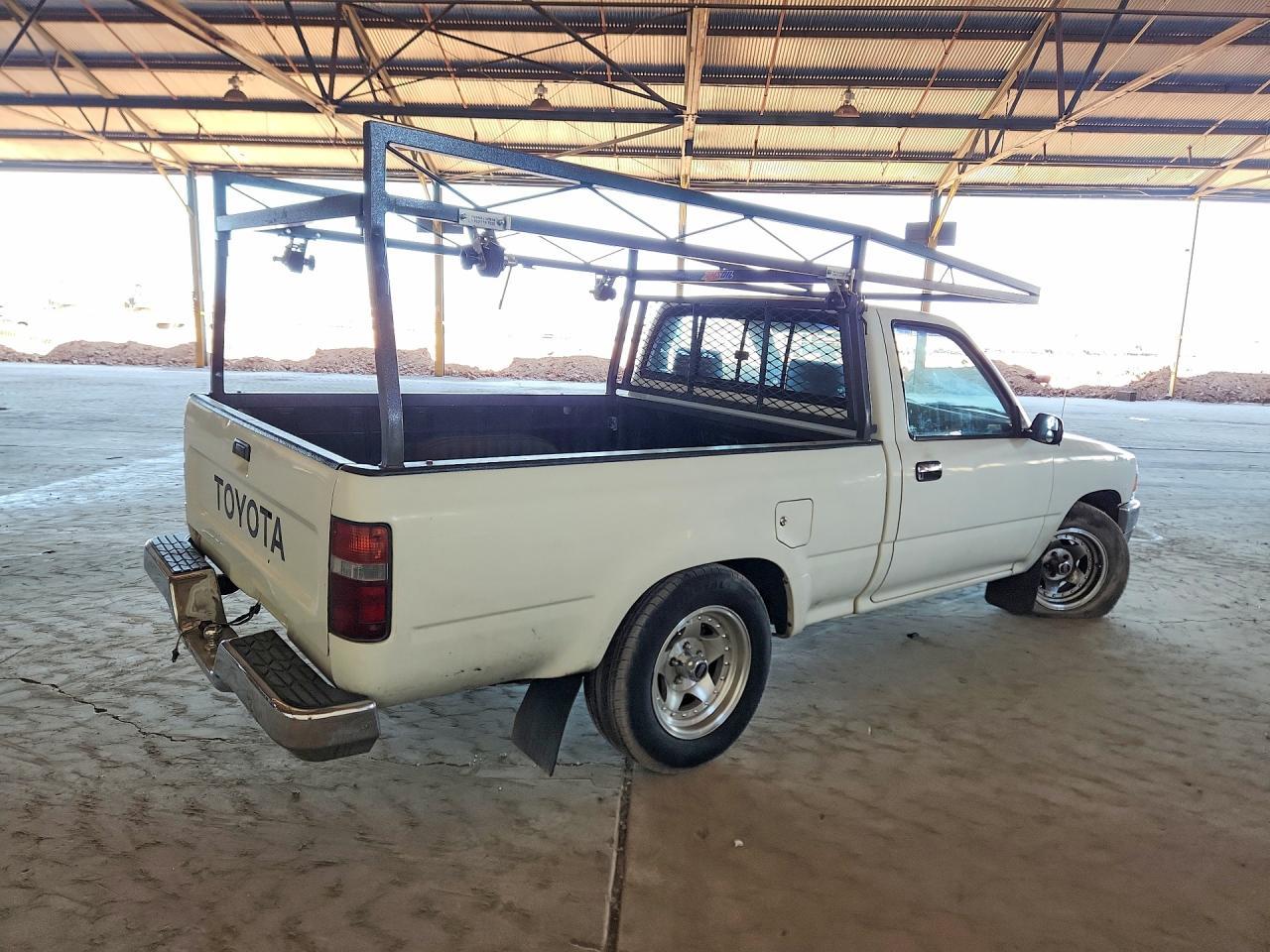 1992 Toyota Pickup Deluxe