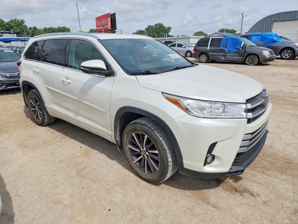 2017 Toyota Highlander xle