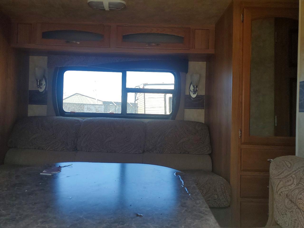 2010 Jaycee 25RKS