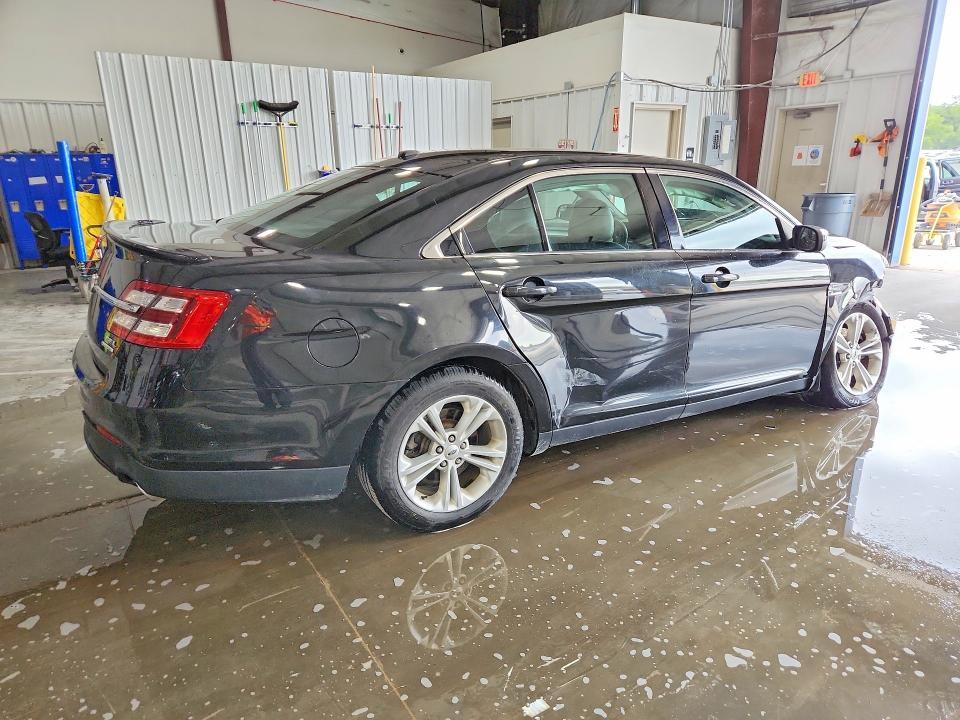 2013 Ford Taurus sel