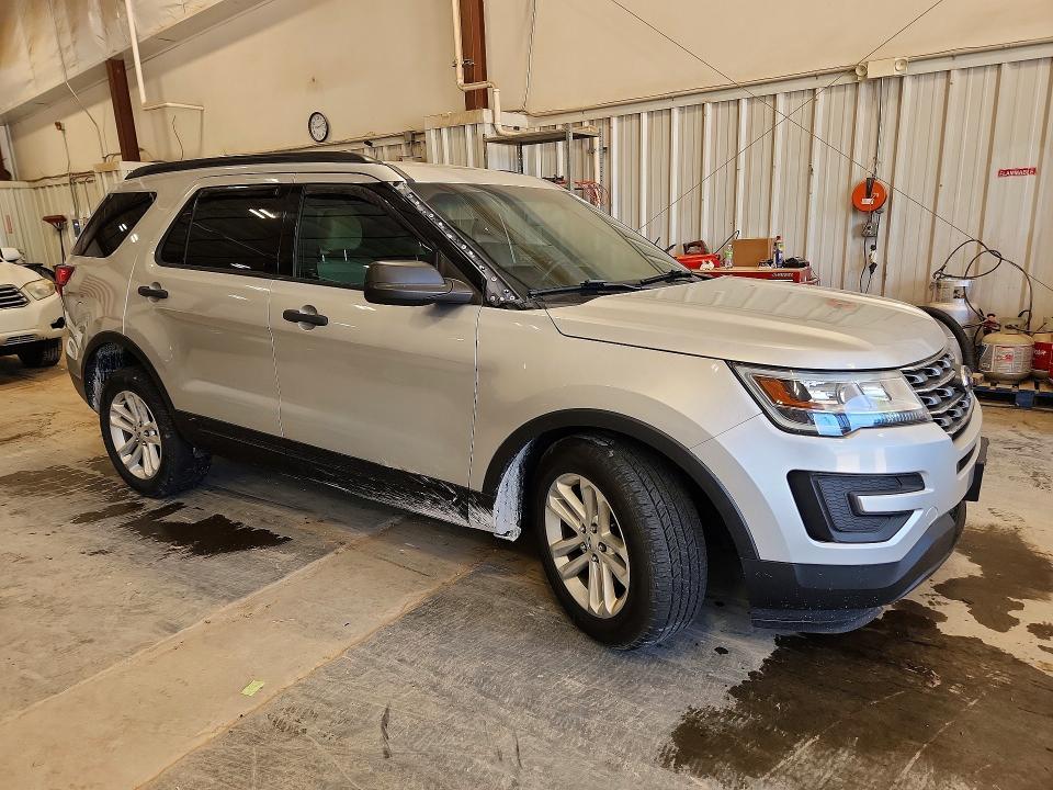 2016 Ford Explorer Base