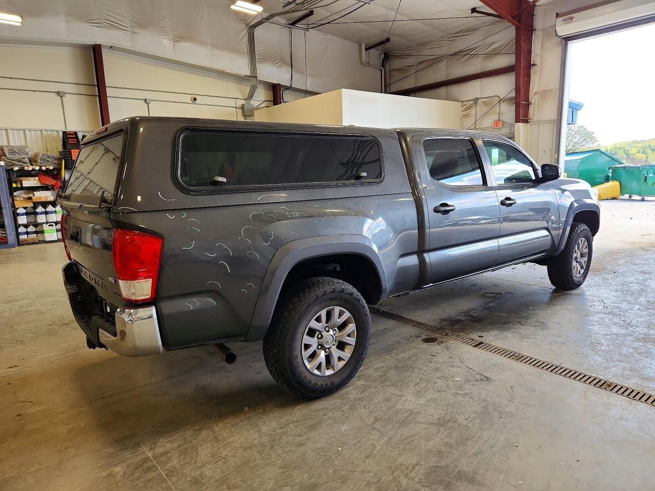 2016 Toyota Tacoma SR5 V6