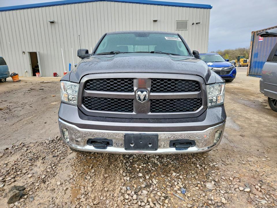 2015 Dodge RAM 1500 SLT