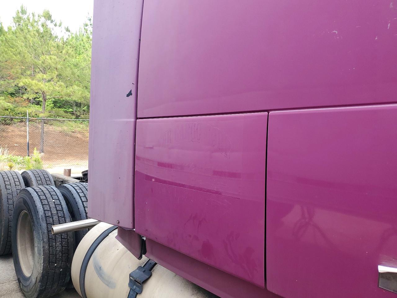 2007 Volv O VNL Semi Truck