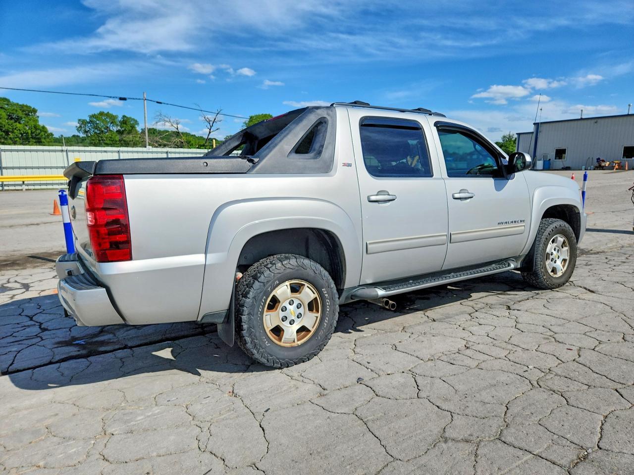 2010 Chevrolet Avalanche LT