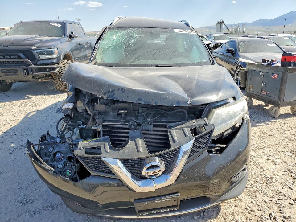 2016 Nissan Rogue sv