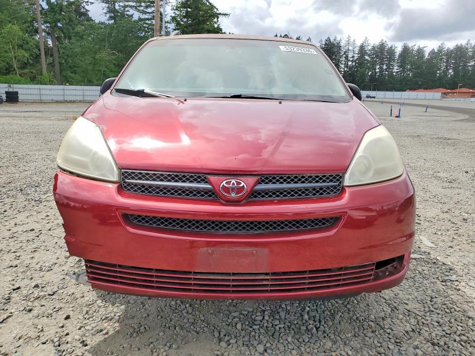 2005 Toyota Sienna le
