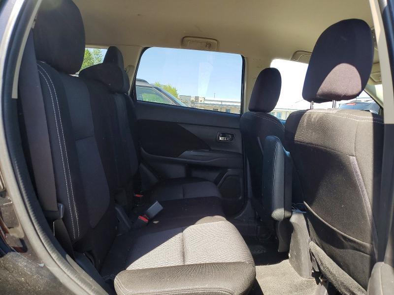 2018 Mitsubishi Outlander es