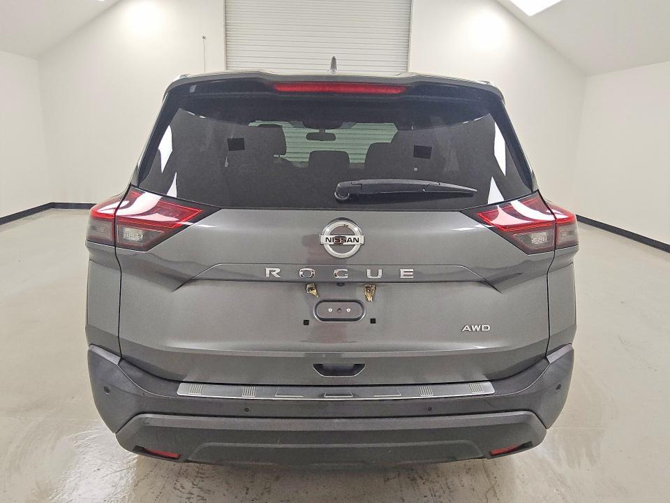 2021 Nissan Rogue s