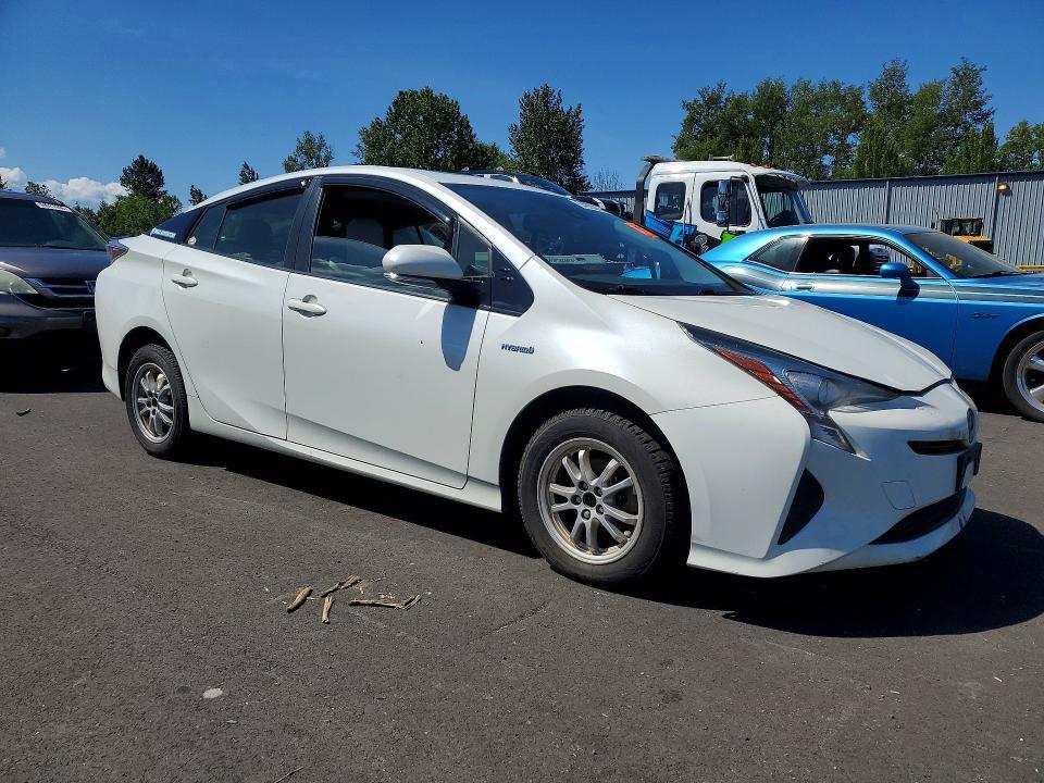 2016 Toyota Prius Four