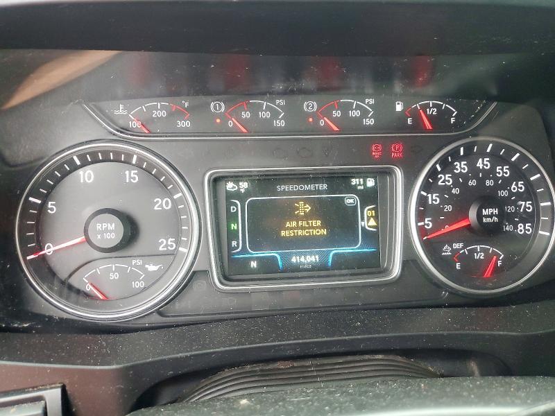 2022 International LT625
