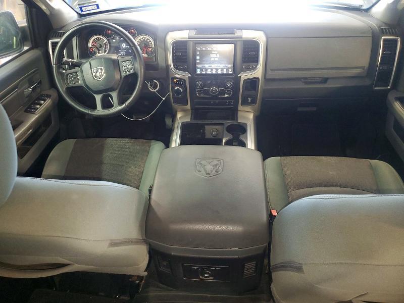 2015 Dodge RAM 1500 SLT