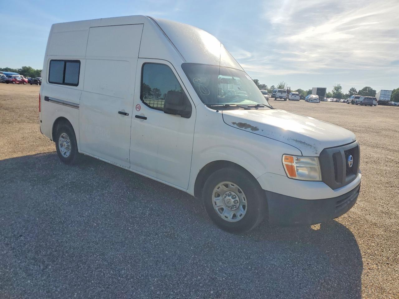 2012 Nissan NV 2500 HD S
