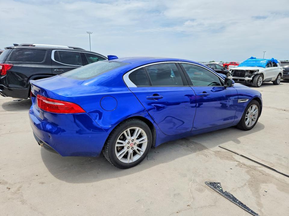 2017 Jaguar Xe Premium