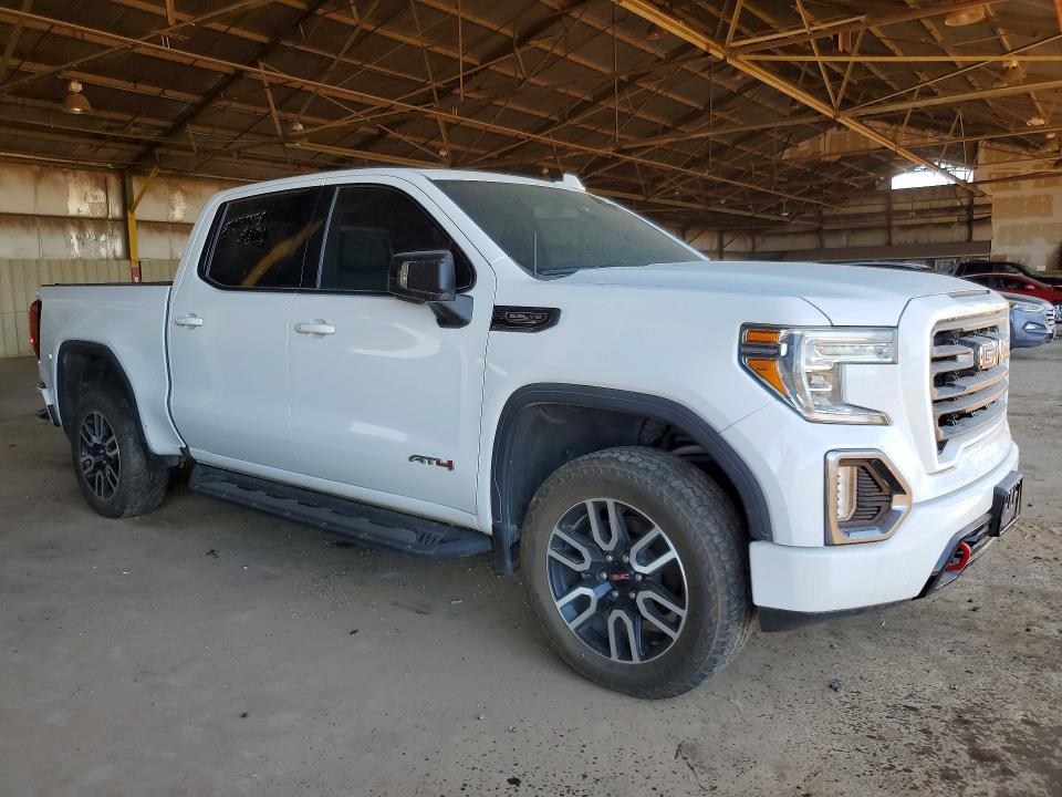 2021 GMC Sierra K1500 AT4