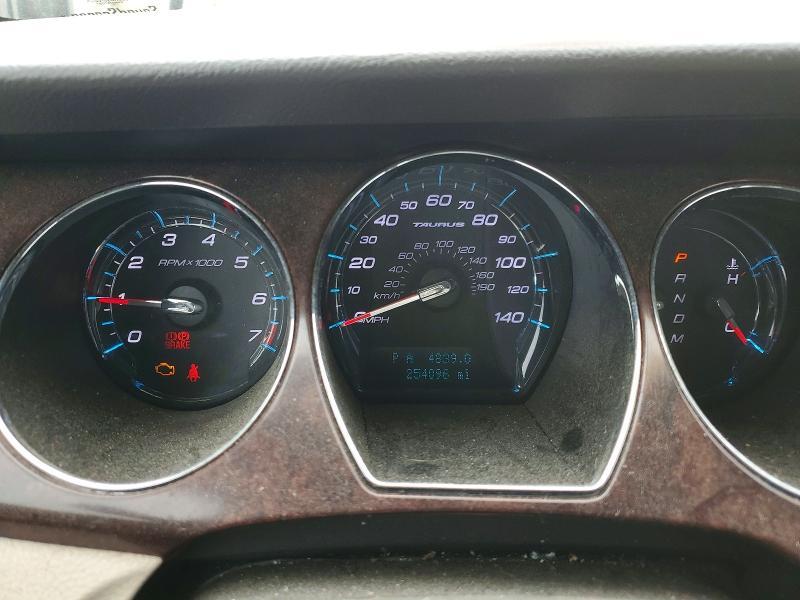 2010 Ford Taurus Limited