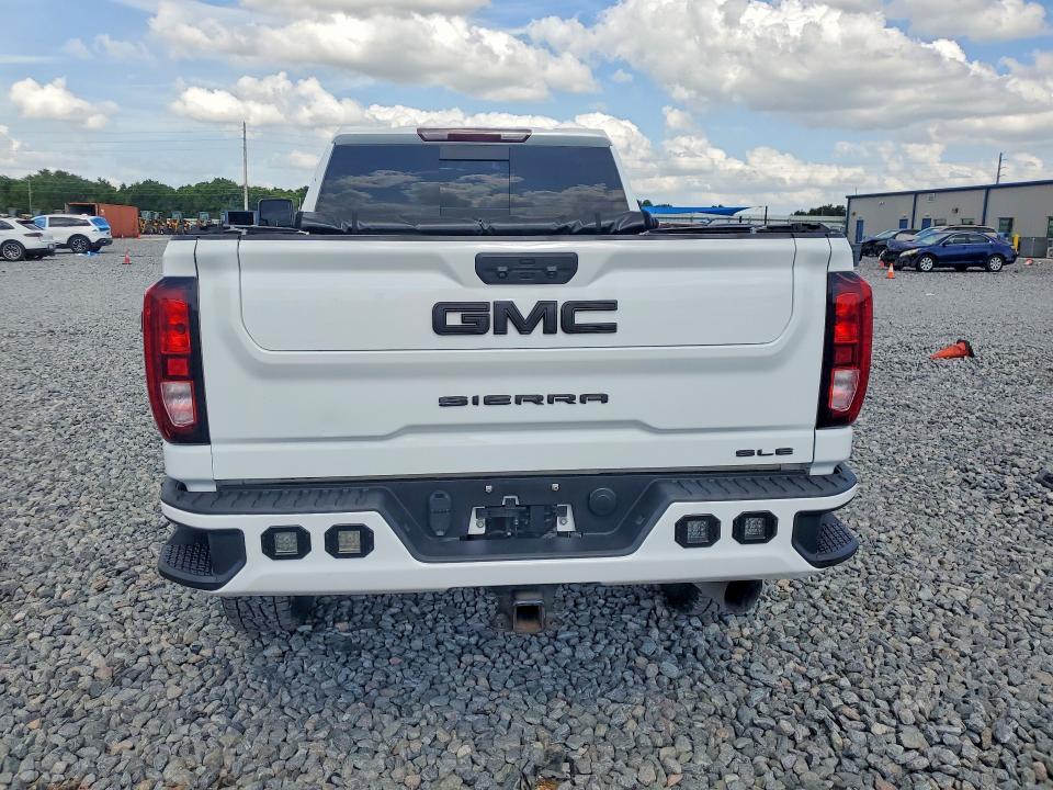 2022 GMC Sierra K2500 SLE