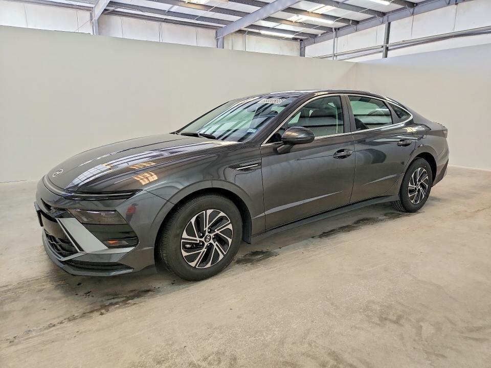 2026 Hyundai Sonata Hybrid Blue