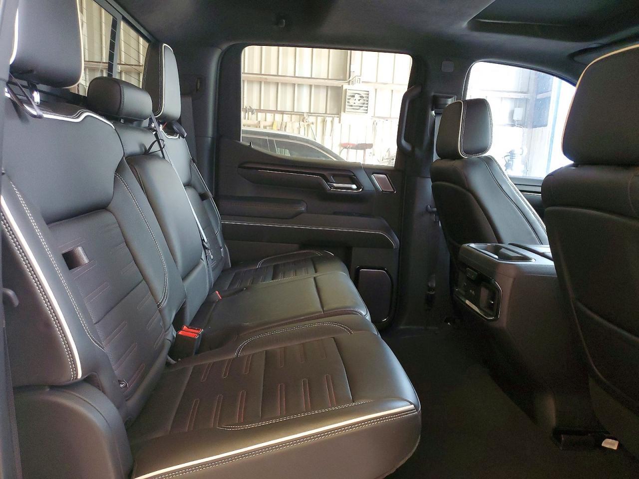 2022 GMC Sierra K1500 AT4X
