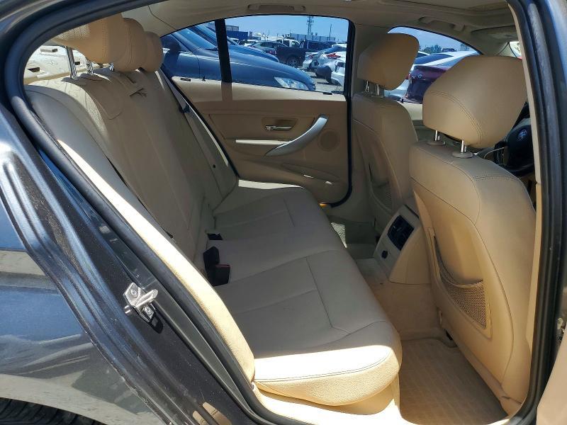 2013 BMW 328 i