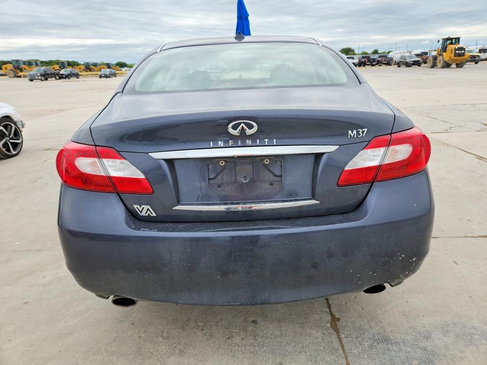 2011 Infiniti M37 Base
