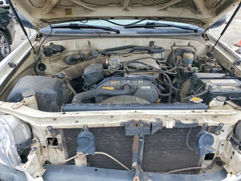 2001 Toyota Tundra Base
