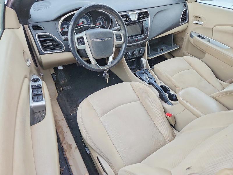 2013 Chrysler 200 Touring