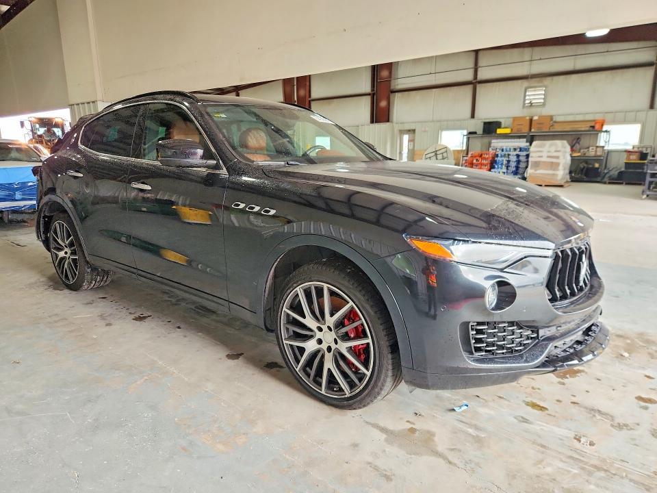 2017 Maserati Levante s Sport