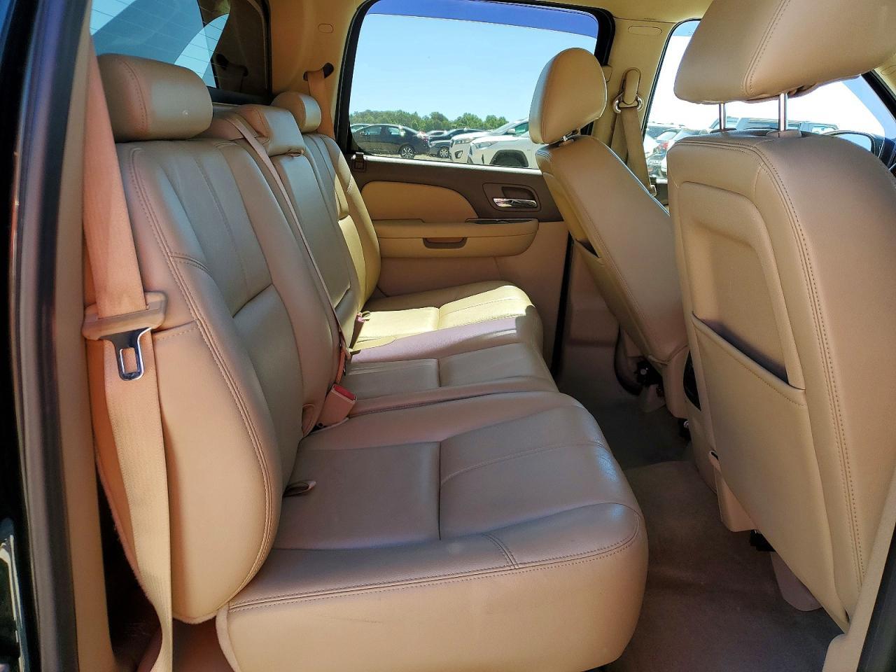 2013 Chevrolet Avalanche LT
