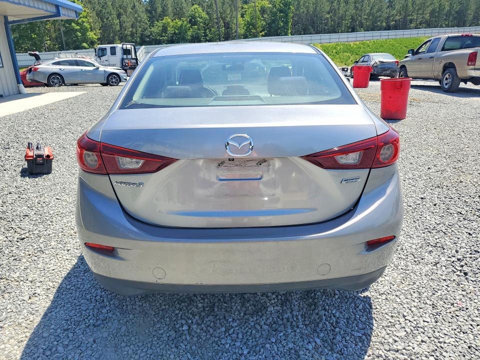 2016 Mazda 3 Sport