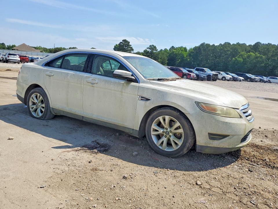 2011 Ford Taurus sel