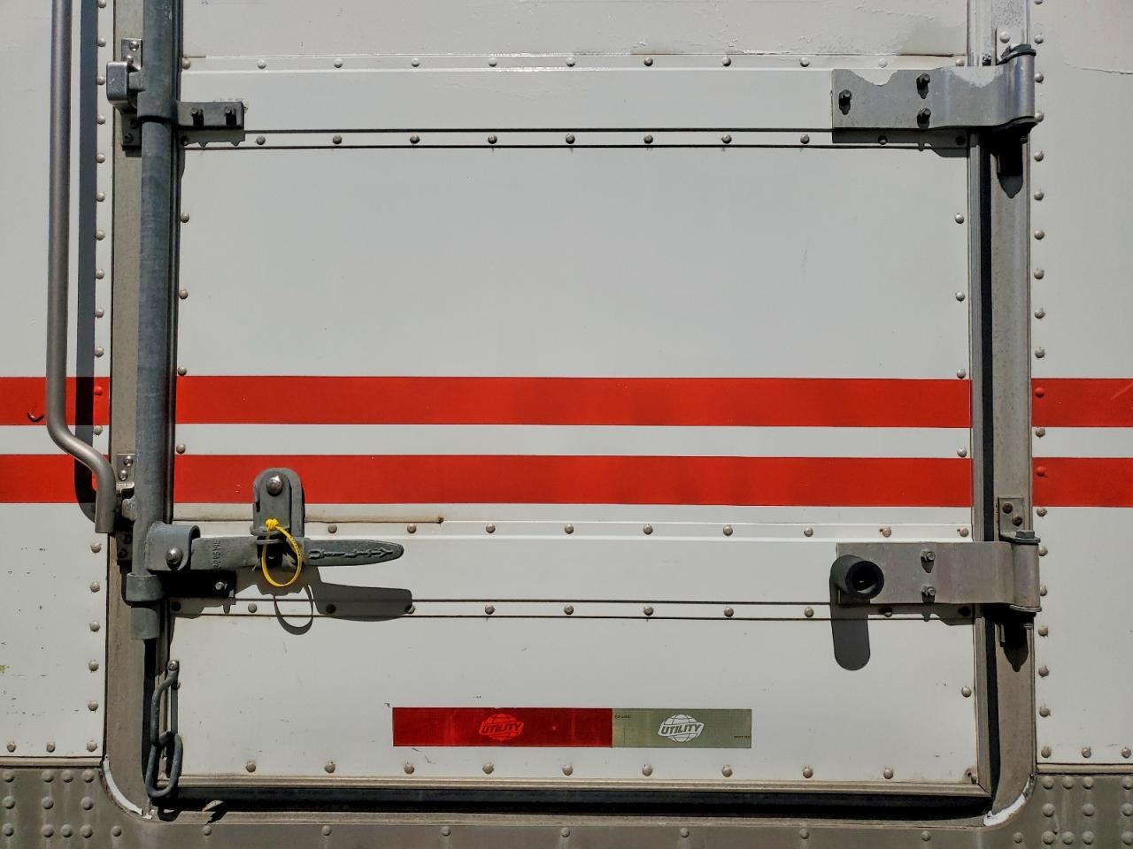 2013 Utility VS2RA Refrigerated Van Trailer