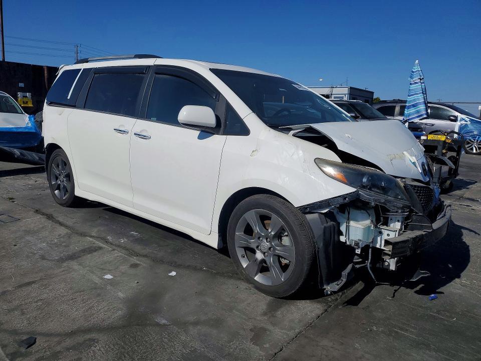 2016 Toyota Sienna se Premium 8-passenger