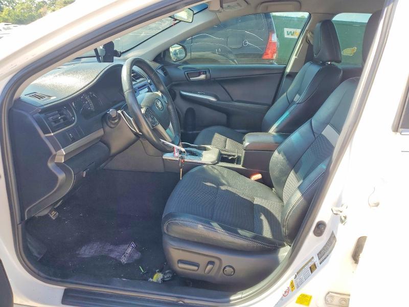 2014 Toyota Camry se