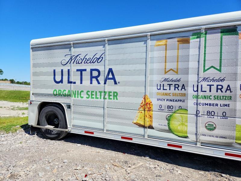 1998 Mickey Refrigerated Beverage Trailer