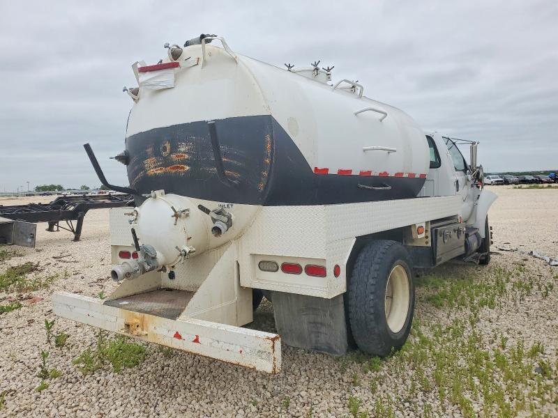 2006 Ford F750 Super Duty Septic Truck