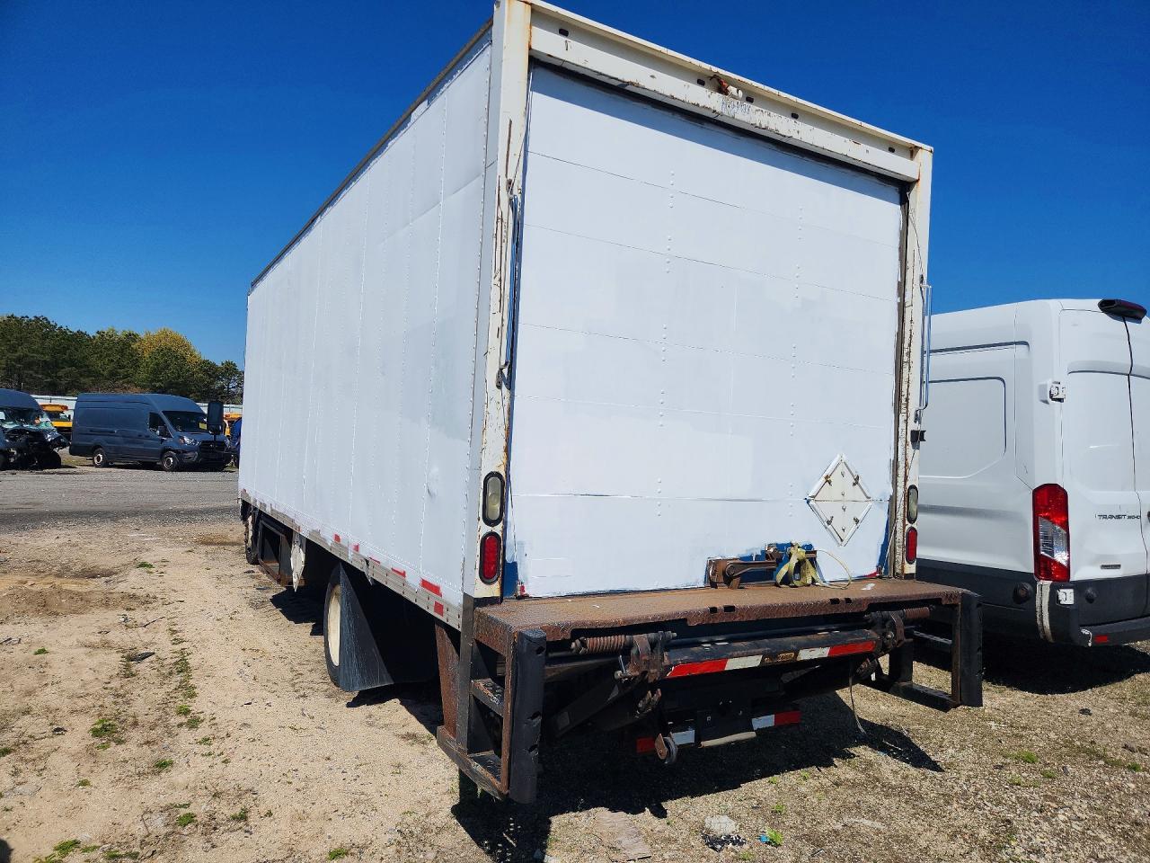2017 Isuzu NRR