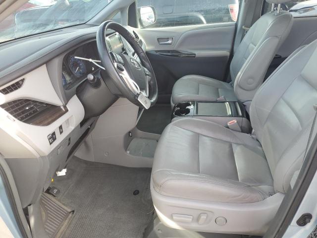 2015 Toyota Sienna xle 8-passenger
