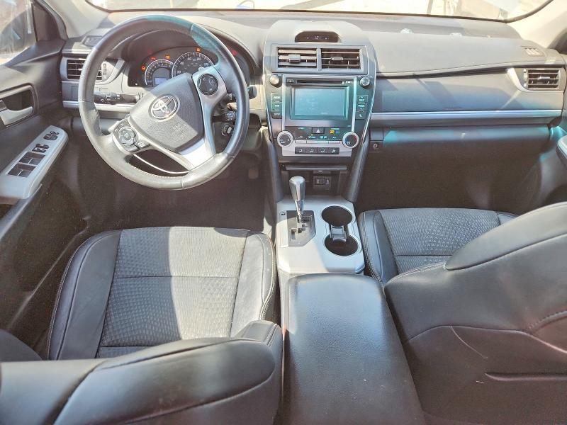 2014 Toyota Camry se