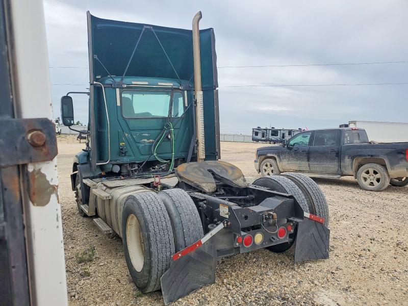 2017 Mack CXU612 Semi Truck
