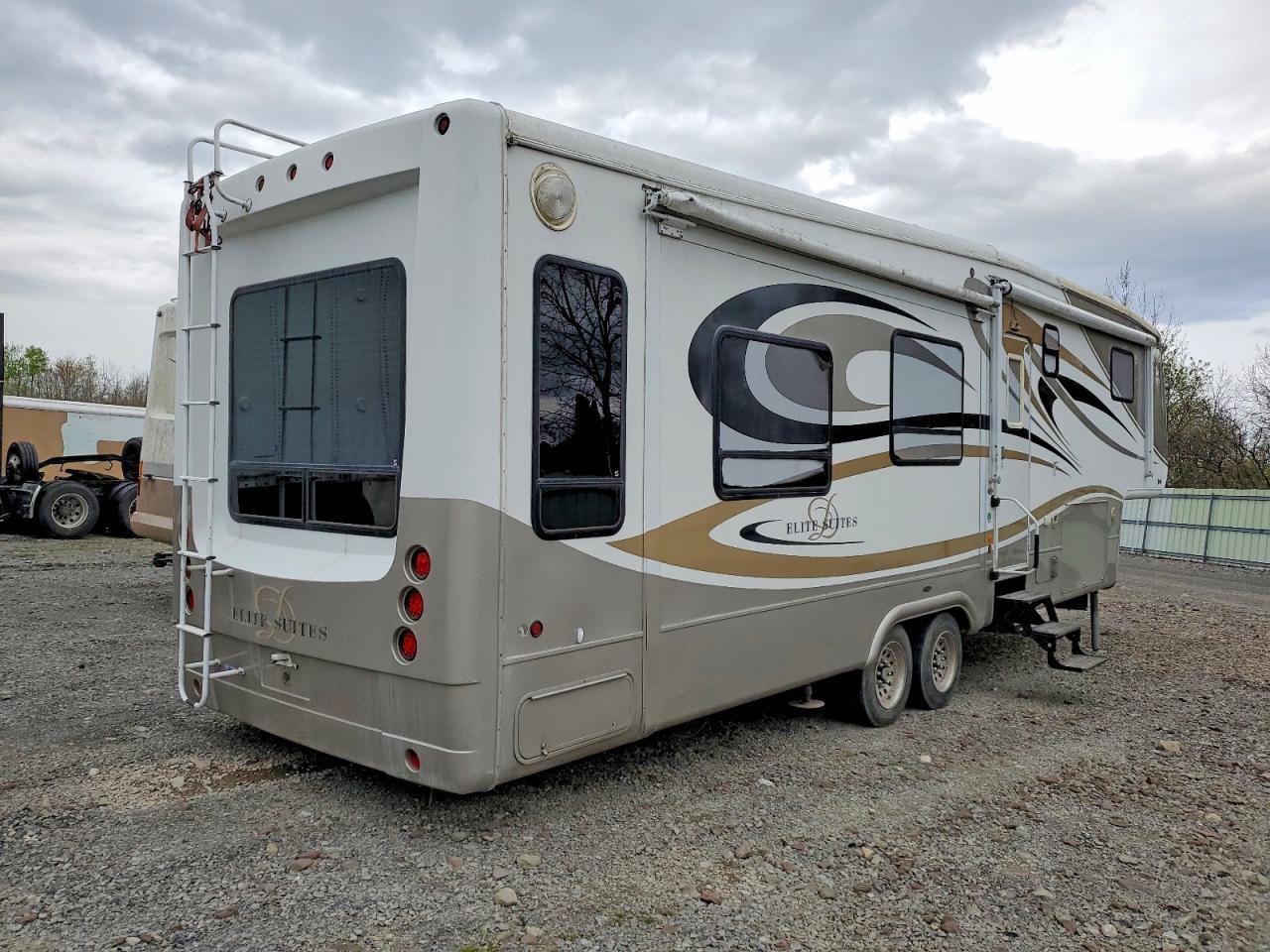 2008 Doubletree Elitesuite Camper