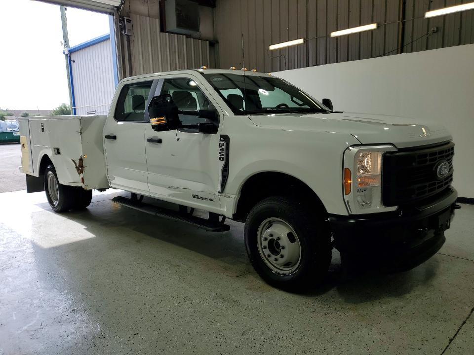 2025 Ford F350 Super Duty
