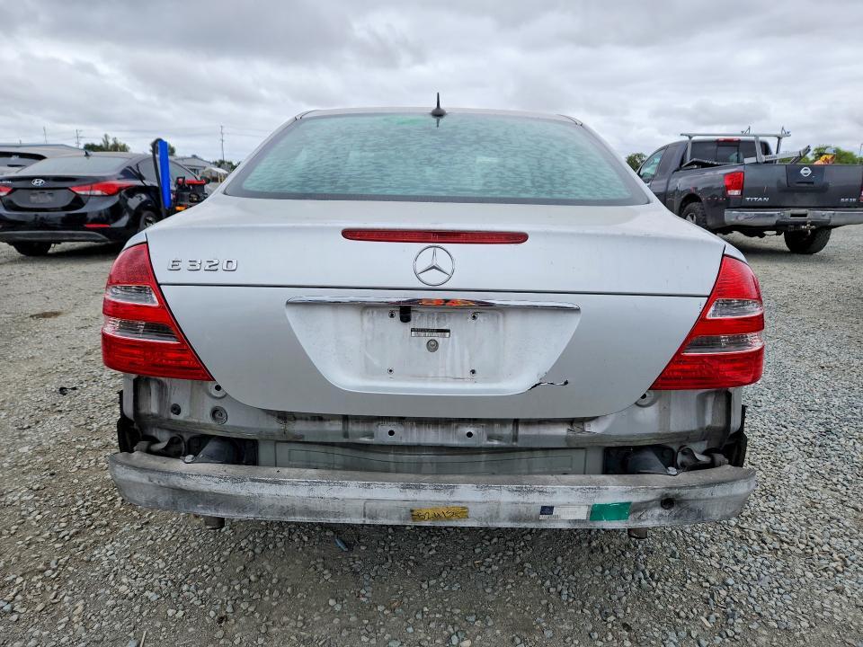 2003 Mercedes-Benz E 320