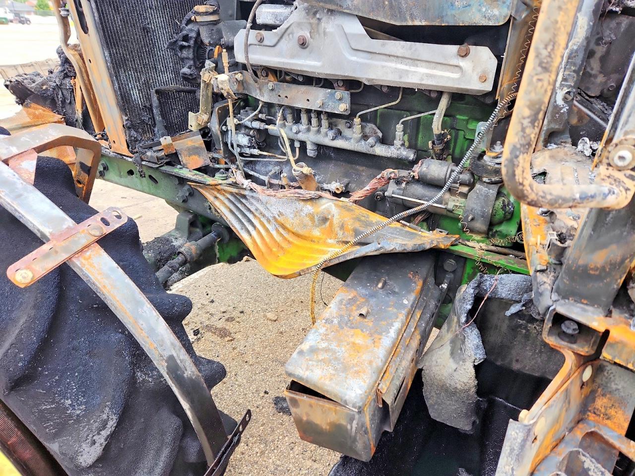 2008 John Deere 730