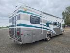 2002 Ford Econoline E450 Super Duty Cutaway Van
