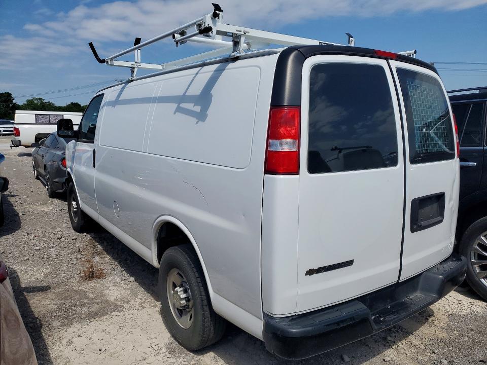 2020 Chev Express G2500