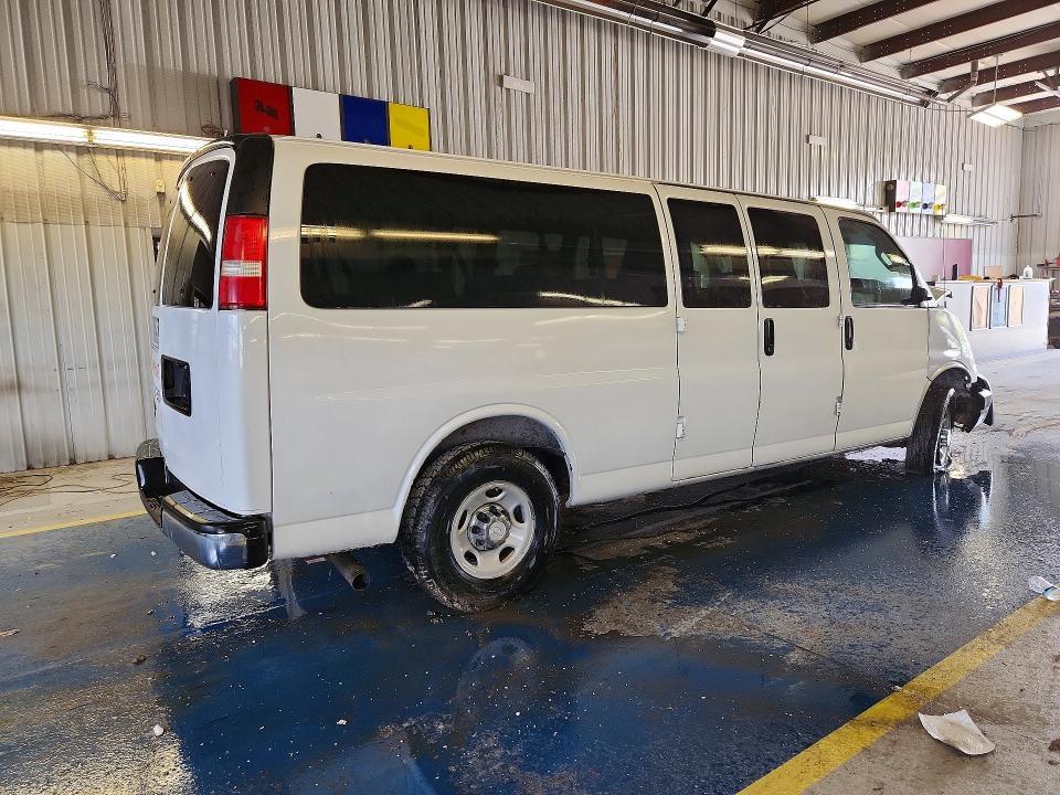 2016 Chevrolet Express G3500 LT
