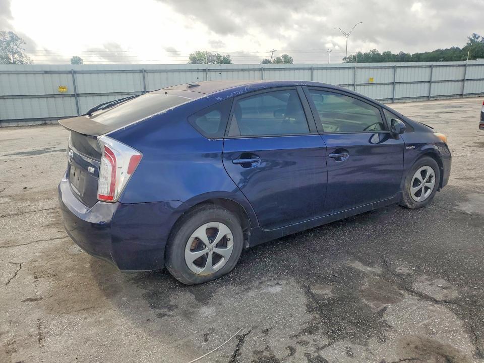 2012 Toyota Prius Three