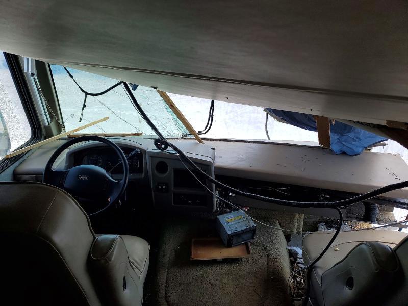 2014 Fleetwood Storm RV