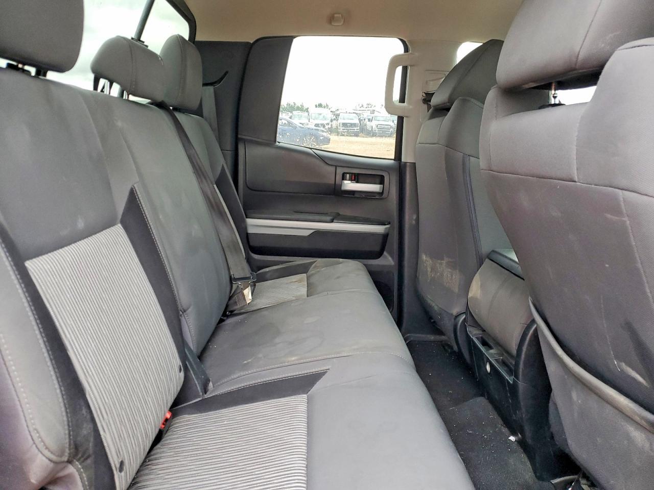 2016 Toyota Tundra SR5